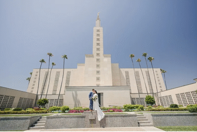landmark-spired-architecture-couple-portrait-los-angeles